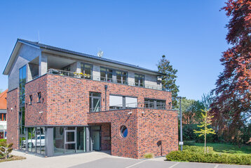 Gartenansicht CSB Bürogebäude, Augustfehn