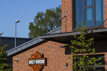 Harley Davidson Motorradwerkstatt, Augustfehn