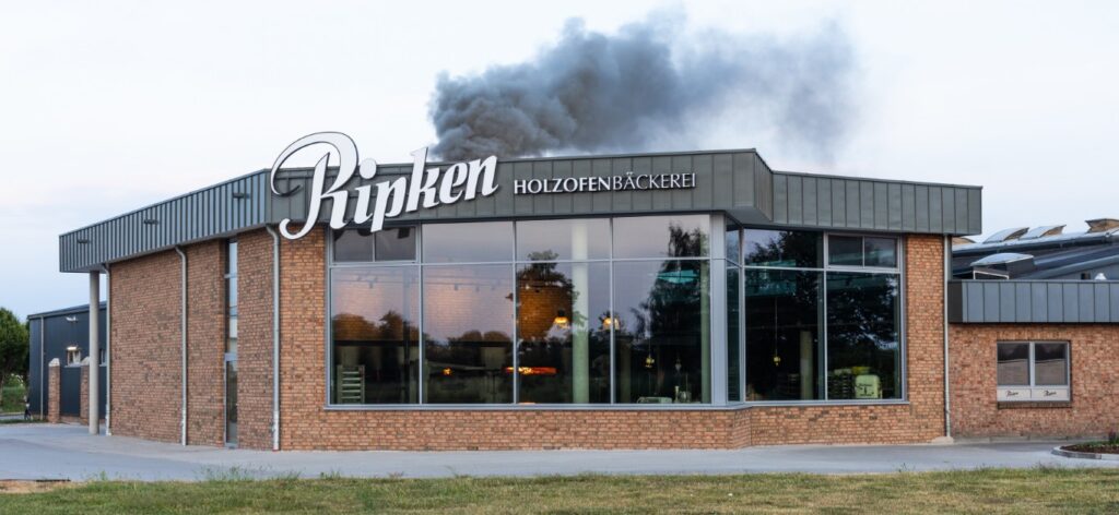 Georg Borchers Bauunternehmen Holzfenbäckerei Ripken Fotostudio Scheiwe (Mittel)